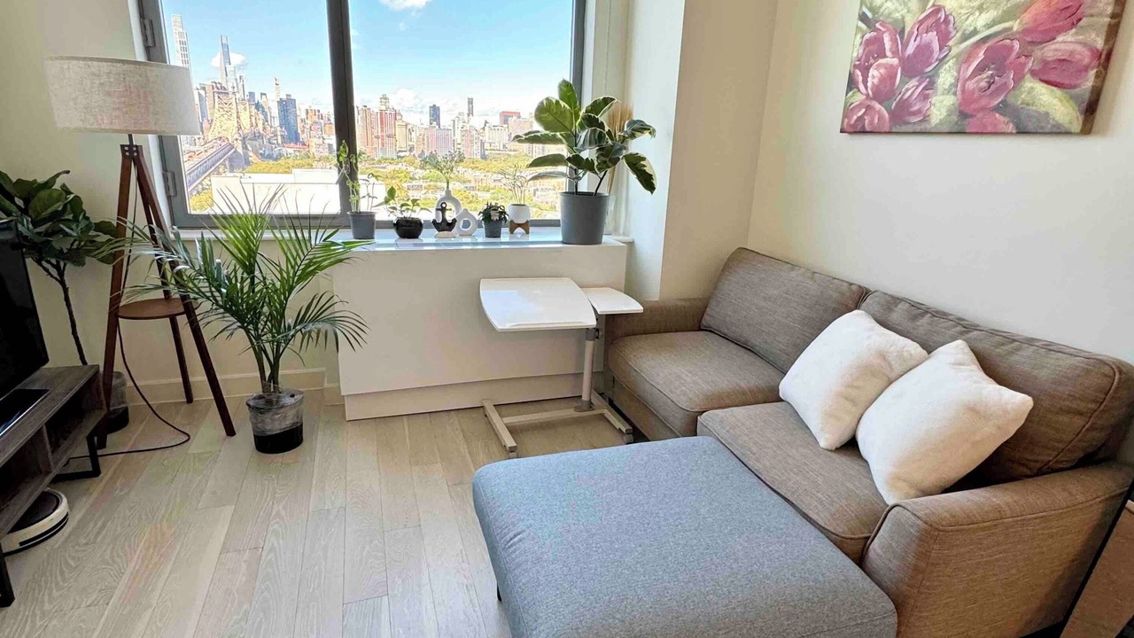 Photo of Livingroom in Queens