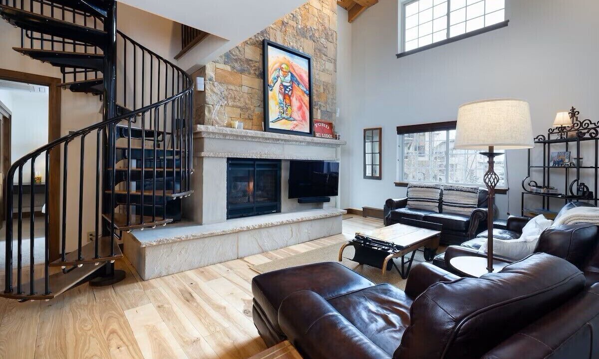 Photo of Livingroom in Vail