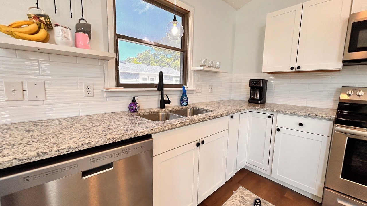 Photo of Kitchen in Colington Harbour