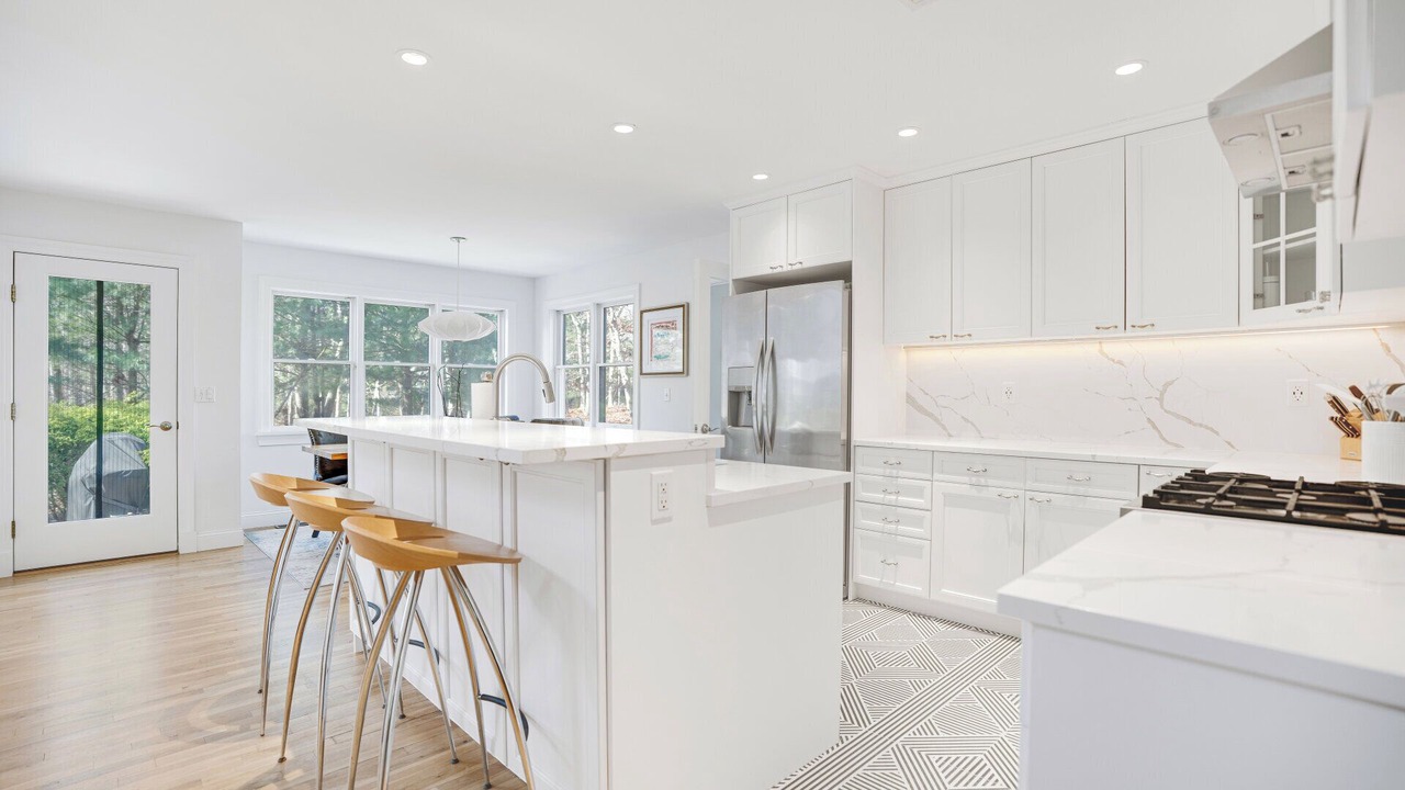 Photo of Kitchen in Northwest Harbor