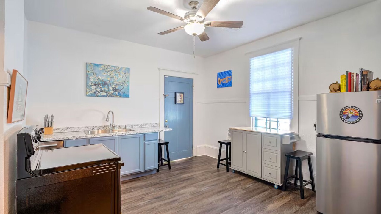 Photo of Kitchen in Mid-City