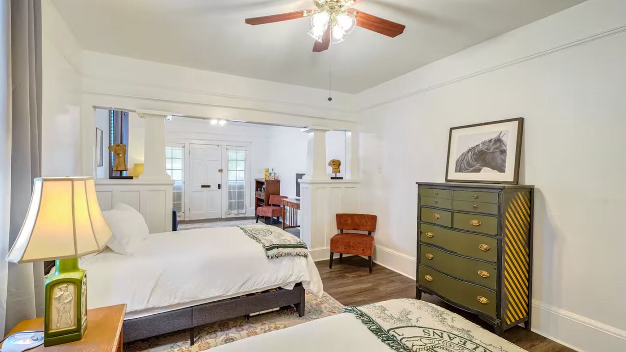 Photo of Bedroom in Mid-City
