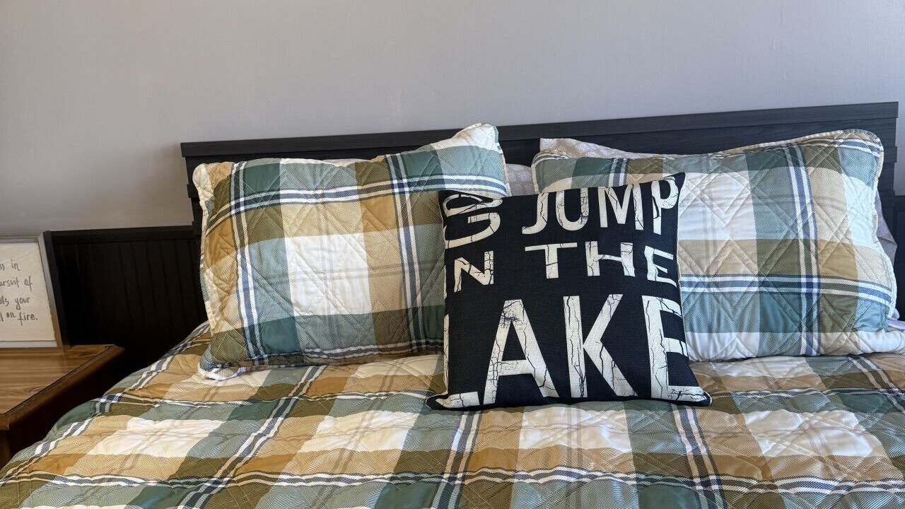 Photo of Bedroom in Apple River