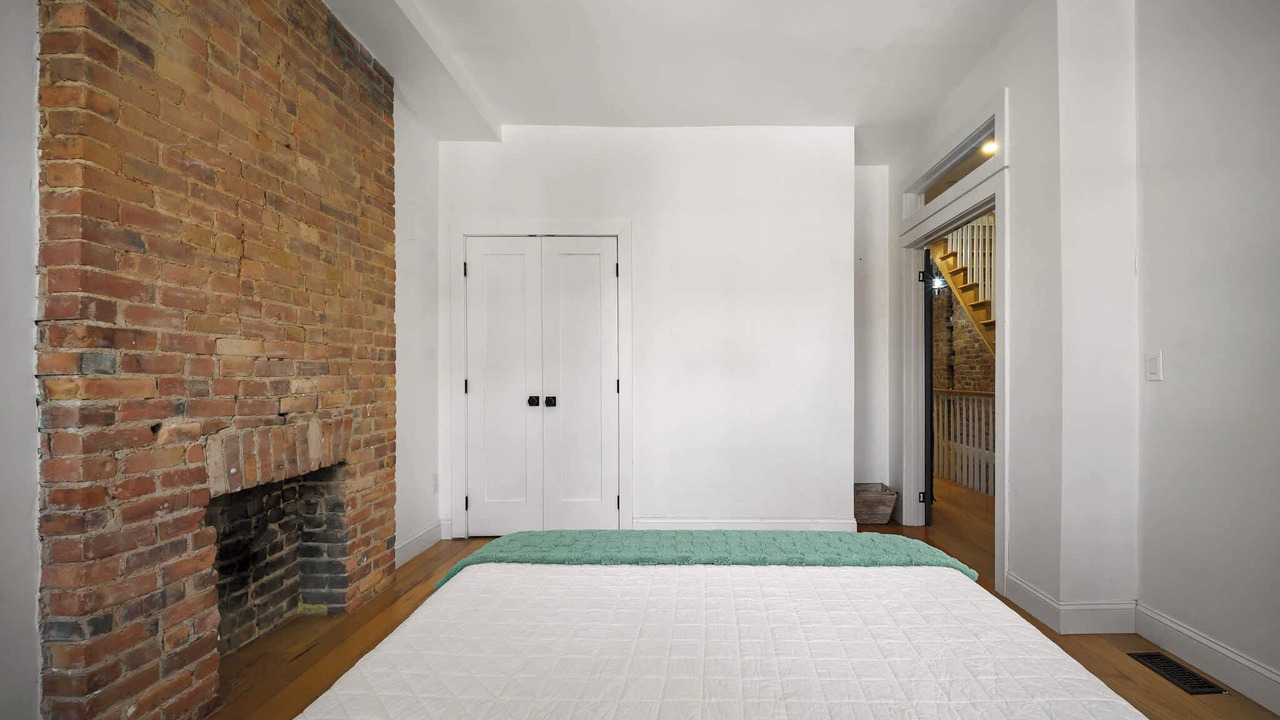 Photo of Bedroom in Crown Heights
