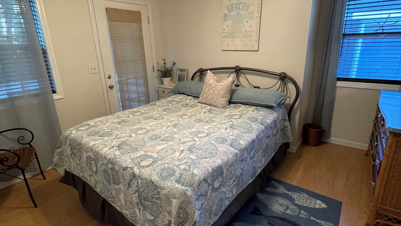 Photo of Bedroom in Colington Harbour