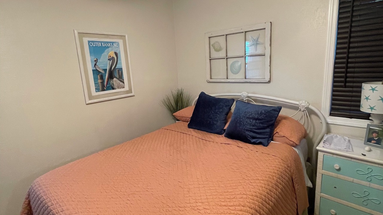 Photo of Bedroom in Colington Harbour