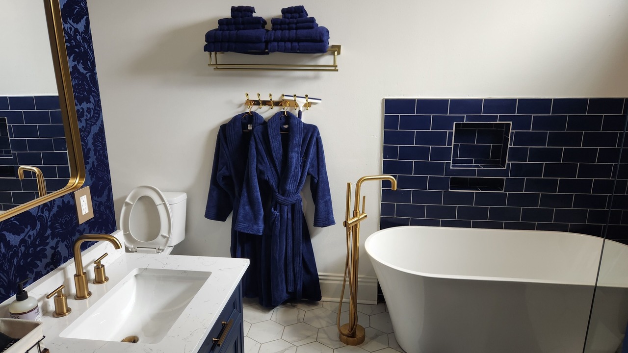 Photo of Bathroom in Seventh Ward