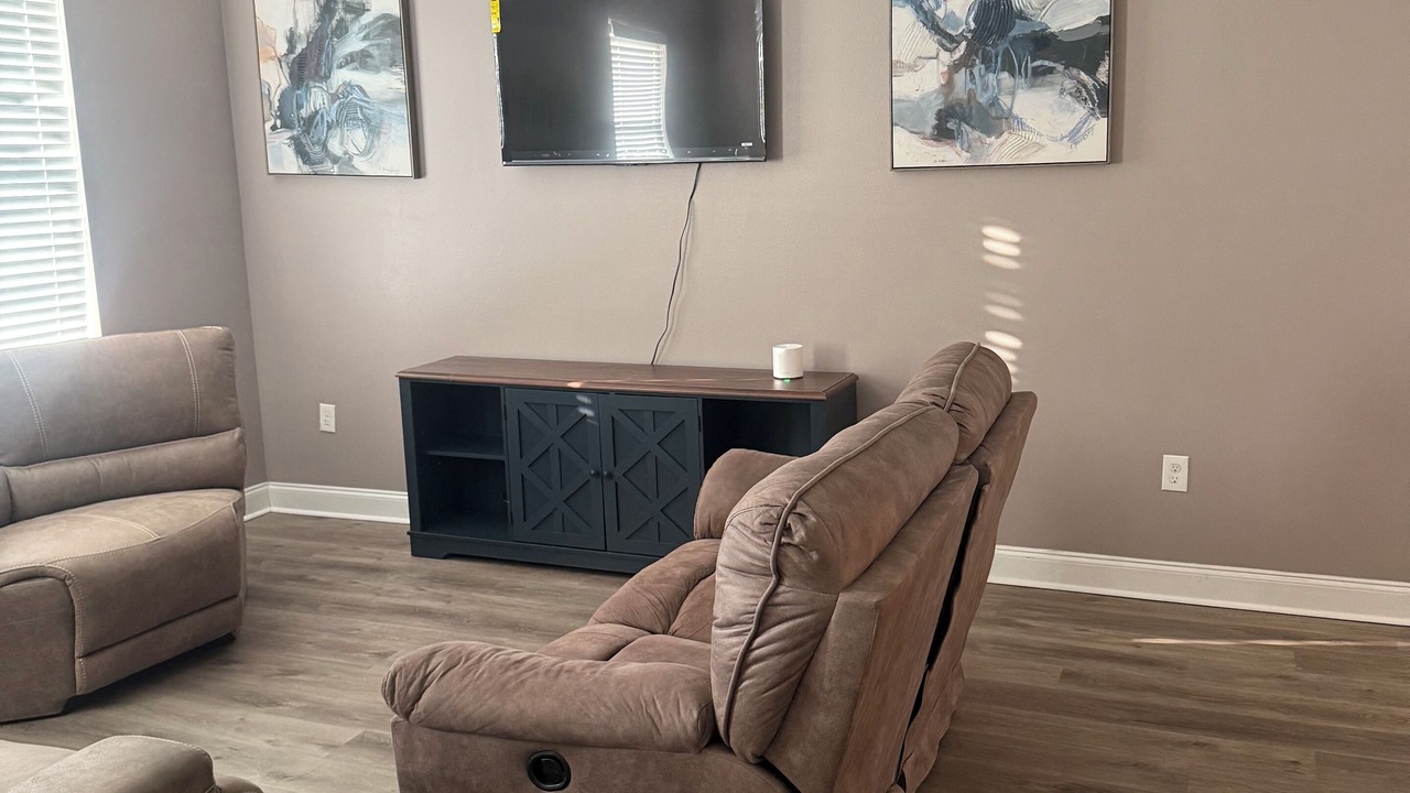 Photo of Livingroom in Seventh Ward