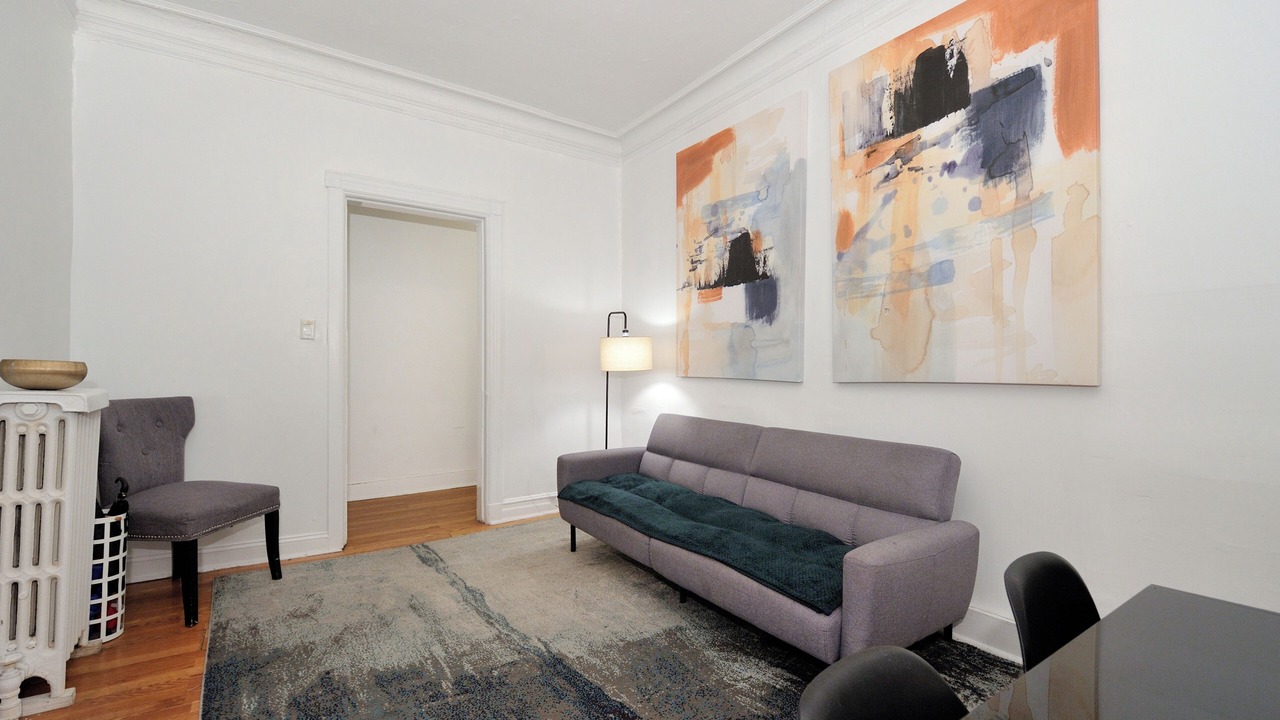 Photo of Livingroom in Rose Hill