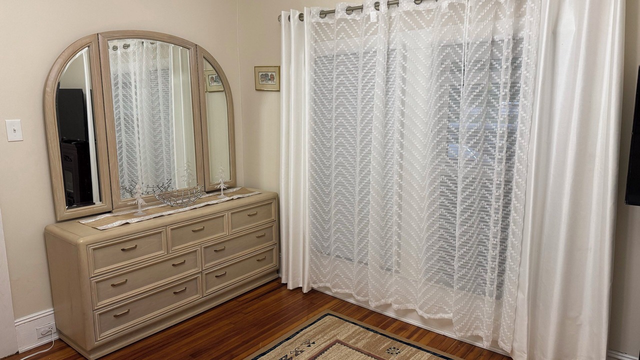 Photo of Bedroom in Newell