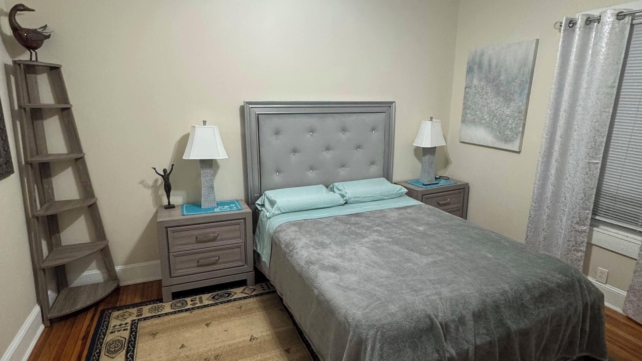 Photo of Bedroom in Newell