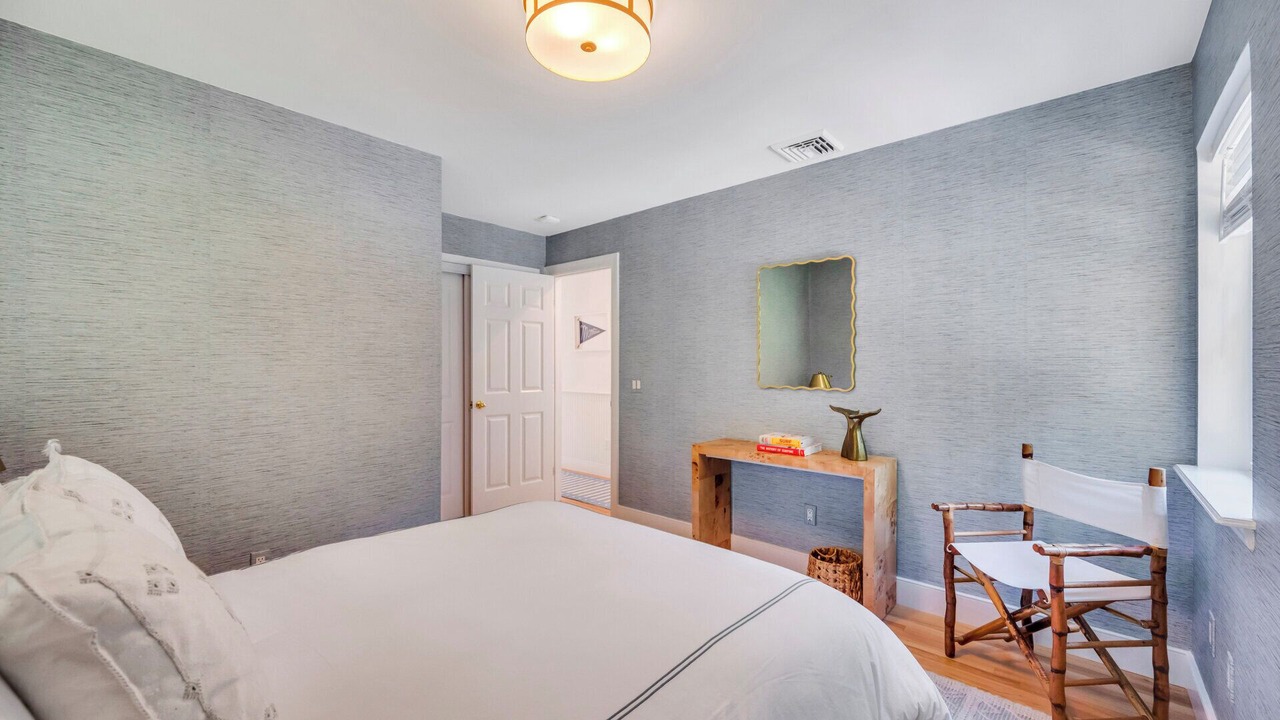 Photo of Bedroom in Northwest Harbor