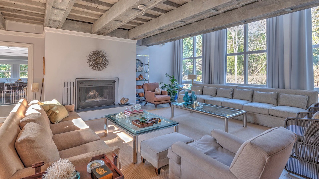 Photo of Livingroom in Bridgehampton
