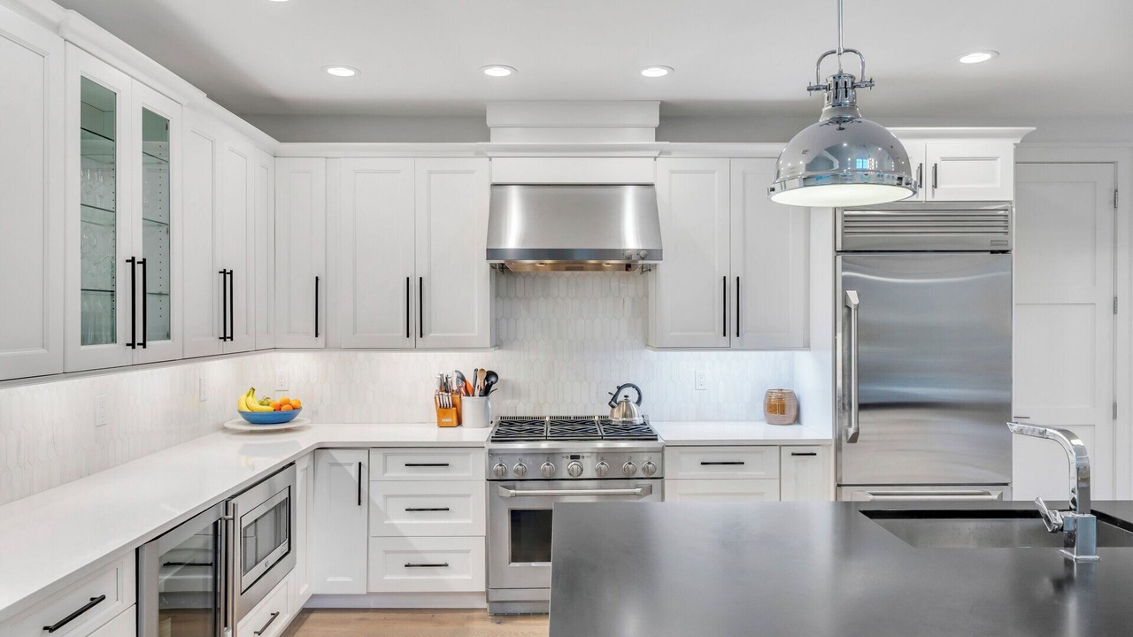 Photo of Kitchen in Northwest Harbor