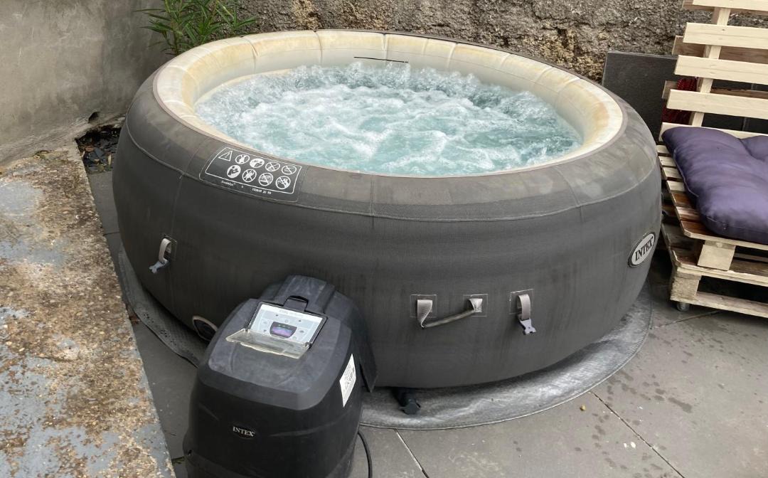 Photo of Bathroom in Chateauneuf-du-Rhone