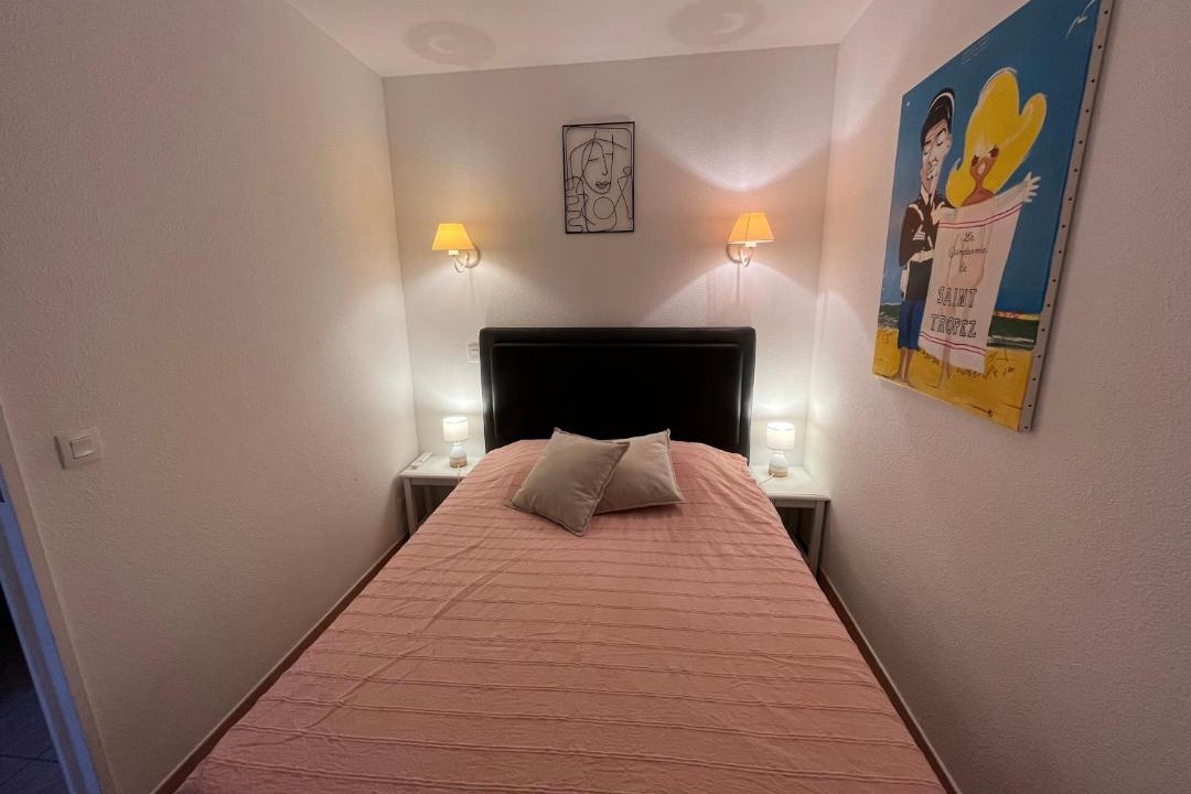 Photo of Bedroom in Les Issambres