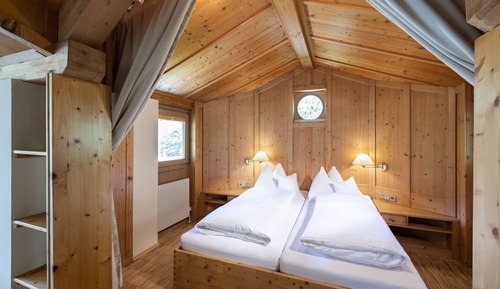 Family Suite, Balcony, Mountain View