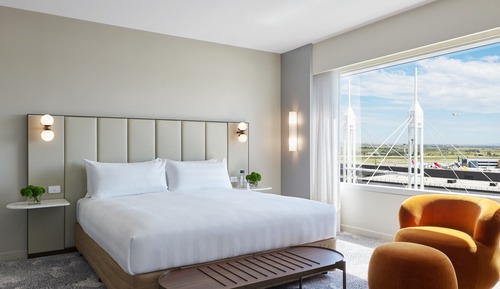 Spa Suite - Runway View