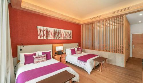 Deluxe Queen Room with Two Queen Beds