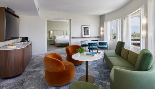 Suite with Spa Bath
