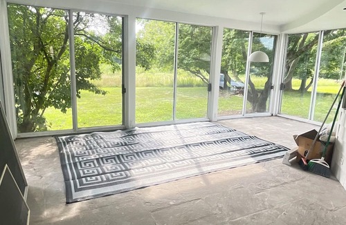 Greenwich House | Beautiful Back Country Home on 20 acres! Ultra Private and Exclusive!