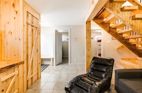 St-Adolphe-d'Howard Ski Chalet | Locations du Sommet - Le Log Home