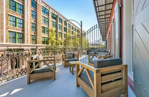 Central Business District Condo | ⚜️THIS IS IT! Downtown Location & Luxury GLAM MEETS HISTORIC CHARMER LG Balcony City Views!