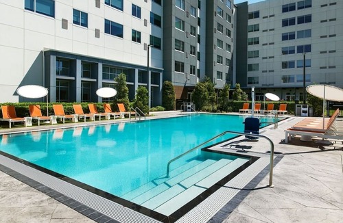 Williamsburg Hotel | 1 King | Element Orlando International Drive | Near SeaWorld & EPIC Universe