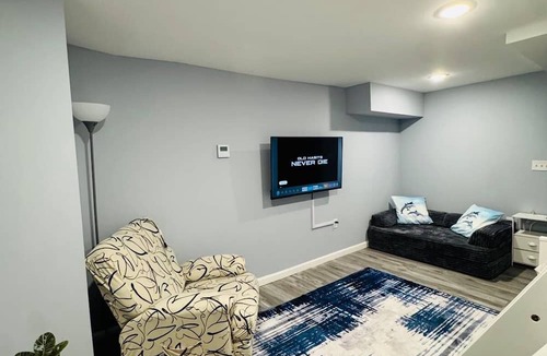 Ampere Apartment | Grand Superior 1BR Penthouse near Newark Airport