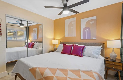 Cocoa Beach Apartment | The Shark Tank: TownCenter, Walk to Ocean, Bars, Shops & Downtown Cocoa Beach