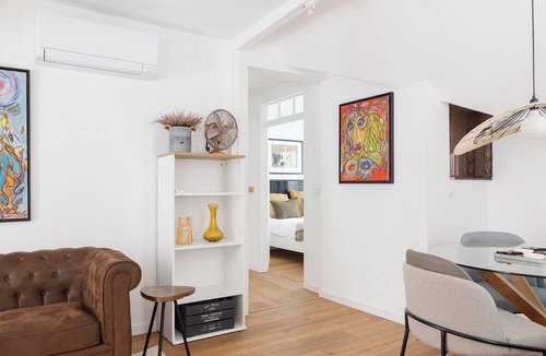 Encarnacao Apartment | Historical Gem in Bairro Alto