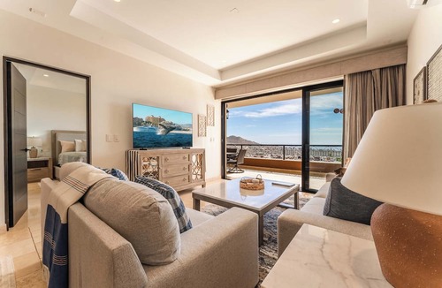 Cabo San Lucas Condo | CCV Quivira- Amazing & Luxurious NEW 2BR Condo w/Access to Golf!