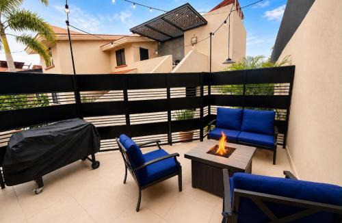 San Antonio Tlayacapan House | 1 Bed Guesthouse - Bikes - Patio - Gym - Pickleball Court - Golf Cart - Scooters
