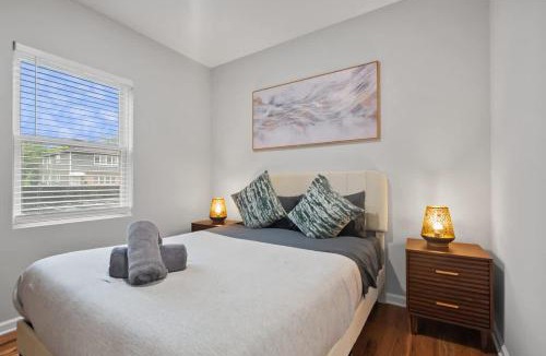 West Side Apartment | Spacious 4BED 3BA Apt with Garage Near NYC and MetLife Stadium close to PATH ready for FIFA
