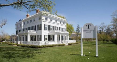 Bridgehampton Hotel | Topping Rose House