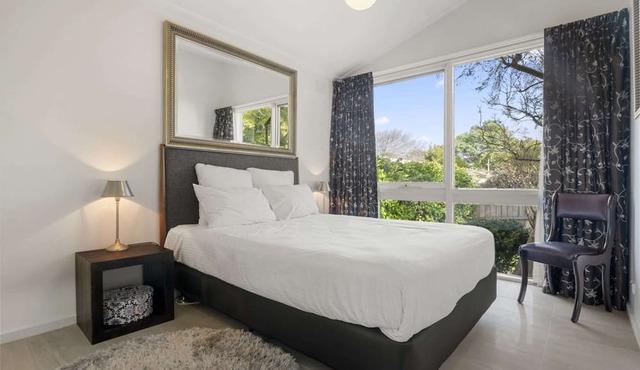 5-Bed Haven with Pool Minutes From Beaches