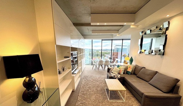 Nice in New Acton - 2bd 2bth Apt