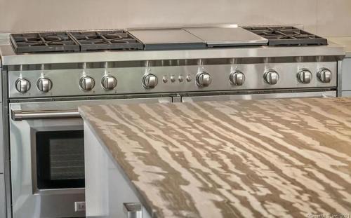 Luxury Estate Near NYC Pool, Privacy, Sleeps 10