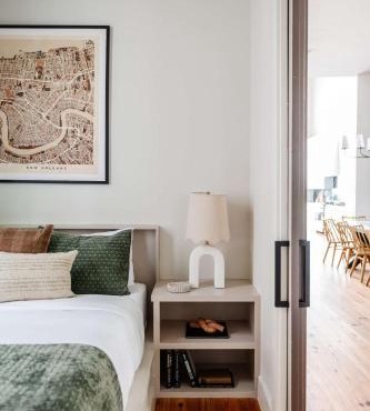 Luxe 7 bedroom Heated Pool and Spa Stay Heirloom